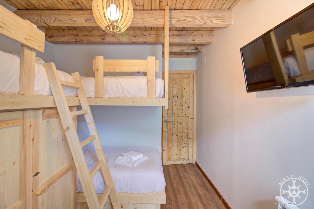Casa Era Cuma De Alma De Nieve Villa Salardú Exteriör bild