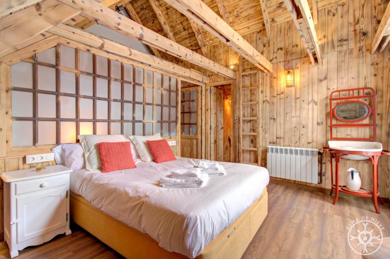 Casa Era Cuma De Alma De Nieve Villa Salardú Exteriör bild